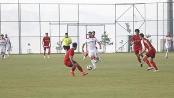 24 Erzincanspor Teknik Direktörü Bülen Akan'dan Erzurum kamp değerlendirmesi