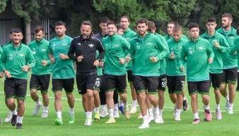 Akhisarspor, eski günlerini mumla arıyor