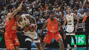 (ÖZET) Valencia Basket - Fenerbahçe Beko maç sonucu: 77-74 | 5 saniye kala çizgide yıkıldı...