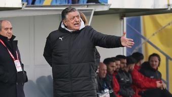 Yılmaz Vural'ın takımı Menemen FK'dan 3'te 3