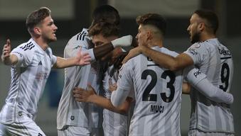 Beşiktaş'ta krizden doğan yıldız: Semih Kılıçsoy! İstanbulspor'a çok şık gol...