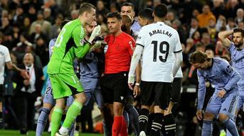 İspanya'da Gil Manzano'ya bir süre maç yok!