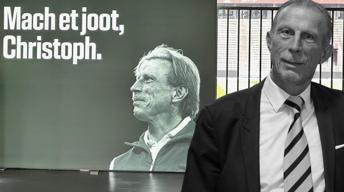 Futbol dünyası Christoph Daum'a veda ediyor... Cenaze törenine büyük katılım