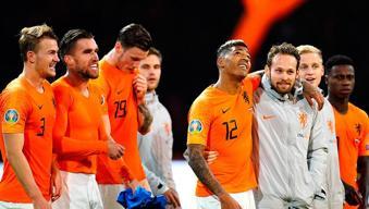 Kevin Strootman futbol yaşantısına son verdi