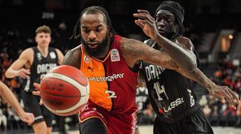 Galatasaray - Darüşşafaka Lassa maç sonucu: 100-82