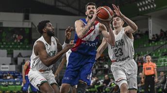 Darüşşaaka - Büyükçekmece Basketbol maç sonucu: 82-85