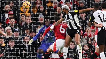 Manchester United - Newcastle United maç sonucu: 0-2 | Son 6 maçta 5. yenilgi!