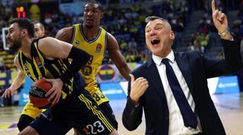 Fenerbahçe Beko - ALBA Berlin maç sonucu: 90-73 | Fenerbahçe, son çeyrekte açıldı