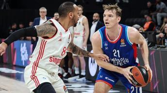 Anadolu Efes'te Justus Hollatz ile yollar ayrıldı! Yeni takımı açıklandı...
