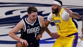 Lakers ve Dallas'tan tarihi takas