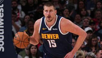Nikola Jokic'in tarihi performansı galibiyete yetmedi