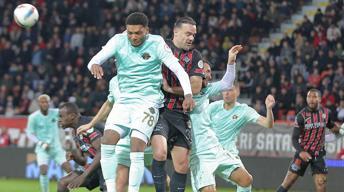 Çorum FK - Esenler Erokspor maç sonucu: 3-3