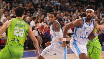 Türk Telekom sahasında TOFAŞ'ı devirdi