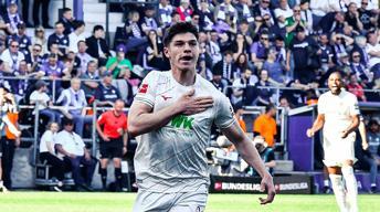 Augusburg'un genç yıldızı Mert Kömür açıkladı: Beşiktaşlıyım