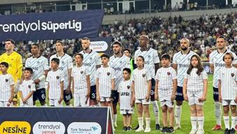 Yıldız oyuncu kırmızı kart gördü! Fenerbahçe 10 kişi kaldı