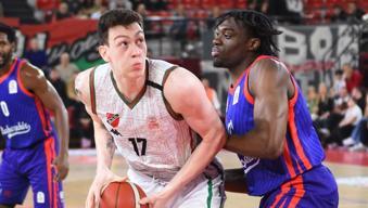 Karşıyaka'da bir ayrılık daha