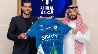 Theo Hernandez, resmen Al Hilal'de