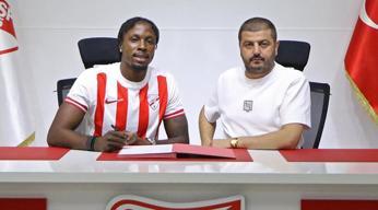Boluspor, forvet Martin Boakye'yi renklerine bağladı