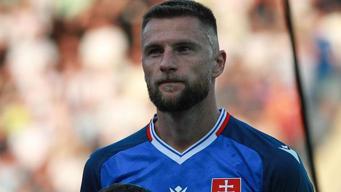 Slovakya'dan Almanya sürprizi! Maçın adamı Fenerbahçeli Milan Skriniar