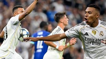 ÖZET I 10 kişi kalan Real Madrid, Mbappe'yle 3 puana uzandı... Real Madrid - Marsilya maç sonucu 2-1