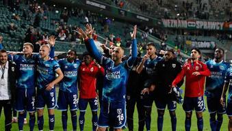 Zeki Yavru: Galatasaray ve Fenerbahçe kazandı, 3'te 3'ün gururunu yaşıyoruz