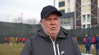 İzmir Çoruhlu FK’da Levent Eriş geri dönüyor