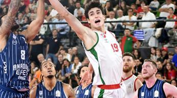 Aygün Cicibaş'tan Karşıyaka Basket'e destek