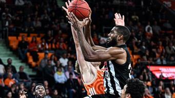 Anthony Brown'dan son saniyede maç kazandıran mucize üçlük! Ulm - Beşiktaş GAİN maç sonucu 99-101