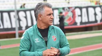 Karşıyaka Teknik Direktörü Burhanettin Basatemür'dan çağrı