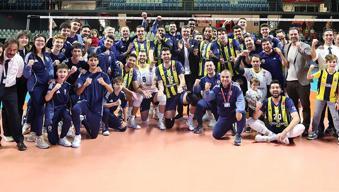 Fenerbahçe Medicana Sport Toto'yu set vermeden geçti