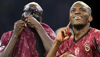 Galatasaray şov yaparak kazandı! Victor Osimhen Avrupa manşetlerini süsledi: 'Stadyumu susturdu, Ajax'ı bitirdi!'