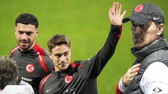 A Milliler sahaya indi, Bulgaristan hazırlıkları başladı