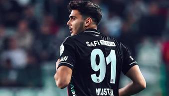 Beşiktaş'ta şok sakatlık! Açıklama geldi: 'Gerilme ve kısmi yırtık...'