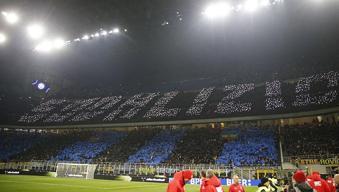 Yasaklı koreografiyi telefon ışıklarıyla yaptılar! Inter - Milan maçında tarihi olay...