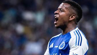 Keny Arroyo'dan gol şov