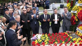 Galatasaray'ın eski başkanı Mustafa Cengiz, kabri başında anıldı