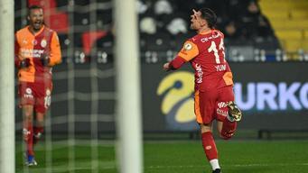 Yunus Akgün kupayı da boş geçmedi, Trabzonspor'un umutlarını bitirdi