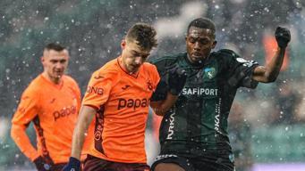 Ernest Muçi Fırtına'sı! Son dakika üçlüğü... Kocaelispor - Trabzonspor maç sonucu 1-2