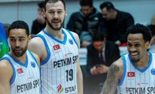 Avrupa'da dört dörtlük Aliağa! Petkimspor - Dinamo Sassari maç sonucu 82-70