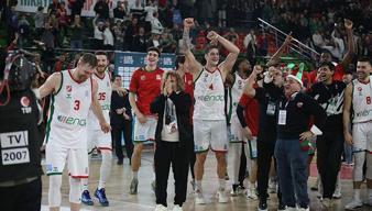 Karşıyaka'da Basketbol Fenerbahçe'yi ağırlıyor