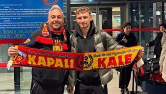Kayserispor’un yeni golcüsü Fedor Chalov Kayseri’ye geldi