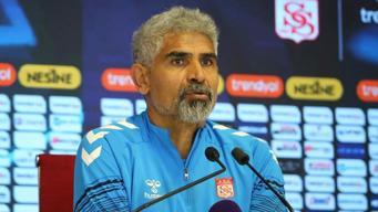 Sivasspor'da İsmet Taşdemir: Galip geldiğimiz için mutluyuz