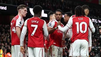 Arsenal yoluna doludizgin devam ediyor! Arsenal-Chelsea maçı sonucu: 2-1