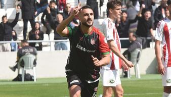 Karşıyaka'da Ömer Faruk'tan müthiş dönüş