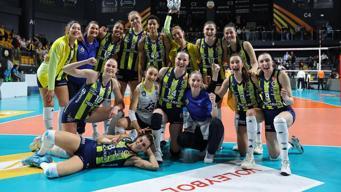Vargas coştu, Fenerbahçe final serisinde durumu eşitledi... VakıfBank - Fenerbahçe Medicana maç sonucu 1-3