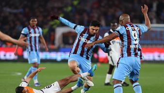 Trabzonspor 90+3'te yıkıldı! Fırtına fırsat tepti, Başakşehir'den altın gol... (Maç özeti | Trabzonspor 1-1 Başakşehir)
