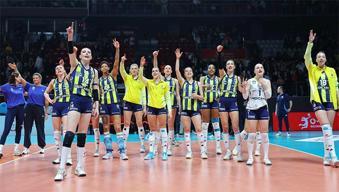 Son olarak Fenerbahçe forması giymişti: Agnieska Korneluk, voleybol kariyerini noktaladı