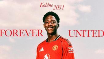Manchester United, Kobbie Mainoo ile sözleşme tazeledi