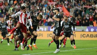 Akdeniz derbisinde kazanan çıkmadı (ÖZET) Antalyaspor - Alanyaspor maç sonucu: 0-0