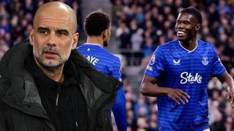(ÖZET) City hata yaptı, Arsenal şampi!.. Everton - Manchester City maç sonucu 3-3